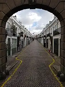 Les mews d’Holland Park.