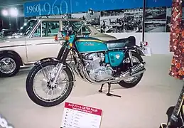 Honda CB 750 Four, quatre cylindres 4 temps (1969).
