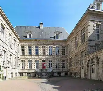 Photo de l'hôtel Bouchu d'Esterno à Dijon.
