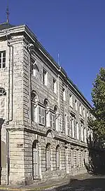 Hôtel des Cadets-Gentilshommes, le 1er&nbsp;musée Ernest Cognacq,(actuellement PTT et Mairie) - Saint-Martin-de-Ré.