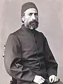 Ibrahim Edhem Pasha (en), Grand vizir de l'Empire ottoman, né à Chios en Grèce dans une famille grecque orthodoxe.