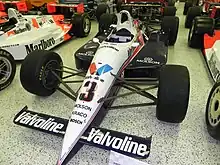 La Galmer&nbsp;(en)-Chevrolet du Galles-Kraco Raciing team victorieuse à l'Indy 500 en 1992 (IMS Hall of Fame Museum);