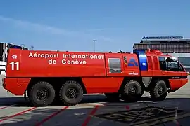 Ancien Rosenbauer Panther du SSLIA de l'Aéroport international de Genève