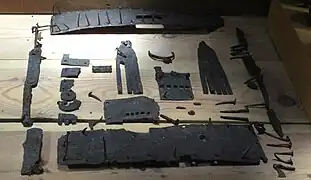 Armature en fer forgé, ancien coffre (dépôt no&nbsp;3)