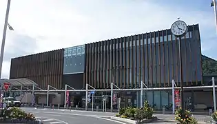 Nouveau terminal sud de la gare d'Isawa-Onsen en 2021.
