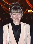 Jane Curtin interprète Dr Joanne Webster.