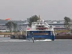 Karolin Stern au port Patareisadam.