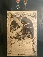 Décorations militaires.