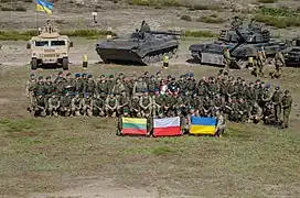 En 2016 à Novaïa Deba avec la brigade lituano-polono-ukrainienne lors de la cérémonie d'ouverture de l'exercice Anaconda.