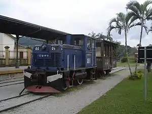 Locomotive fabriquée par Locomotives et Locotracteurs Diesel-SA, exploité par ABPF (pt) à Curitiba (Brésil).