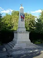 Le monument aux morts (août 2015)