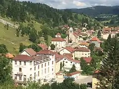 Le village vu en plongée