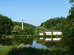 Forge Neuve abrita une activité de filature au milieu du XXe&nbsp;siècle.