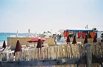 Ancien Club La Voile Rouge