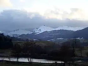 Suc de la Blatte à droite.