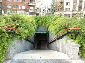 Une entrée de la station.