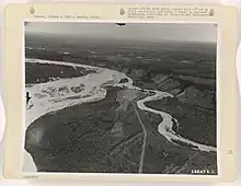 Piste atterrissage à côté de la Gakona, photo aérienne de 1938.