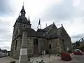 L'église Saint-Pierre de Lanouée : façades sud et est.