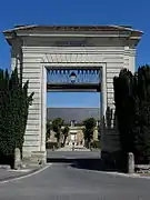 L'entrée.