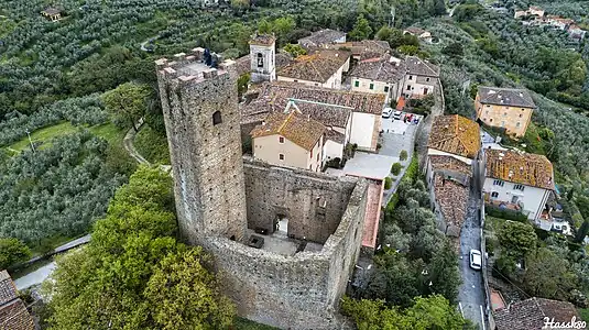 Vue aérienne du village de Larciano.