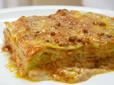 Lasagne de Bologne, de la cuisine romagnole.