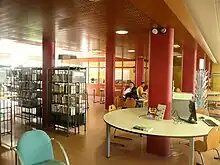 Le C.D.I. du lycée Claude-Lebois.