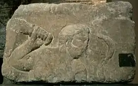 Sculpture représentant Smertrius sur le pilier des Nautes.