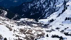 Vue aérienne de la station.