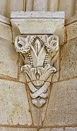 Ornement (XIXe&nbsp;siècle), porche de l'église.