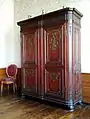 Armoire et chaise