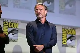 Mads Mikkelsen interprète le Dr&nbsp;Hannibal Lecter