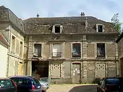 Hôtel de Brière, bâtiment principal dans la cour.