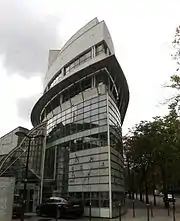 façade nord de la Maison du sport français
