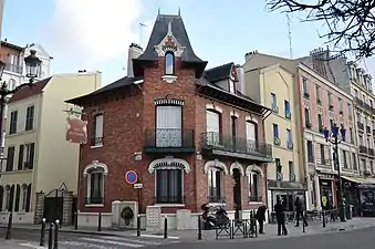 Maison au no&nbsp;8.