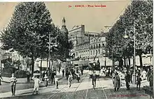 La place dans les années 1910