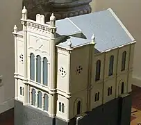 Maquette de la synagogue visible au Muzej grada Zagreba&nbsp;(hr) (musée de la ville de Zagreb)