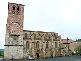 Vue d'ensemble de l'abbatiale.