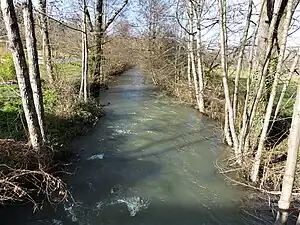Au Vieux Bourg de Boulazac, en période de fortes eaux.