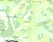 Carte élémentaire montrant les limites de la commune, les communes voisines, les zones de végétation et les routes