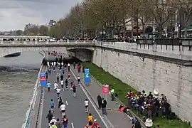 Orchestre de musique sur les quais de la Seine lors de l'édition 2008.