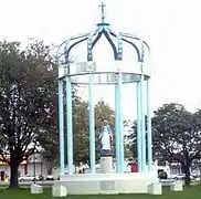 Couronne et statue à Marie-Reine-du-Monde 1954.