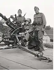 Canon DCA 20&nbsp;mm 37 sur une plateforme à Mellingen (1939-1945)