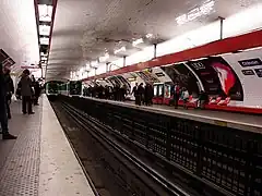 Quais de la ligne 4 en 2008.