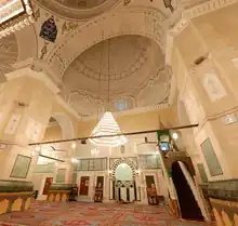 Vue de la salle de prière côté mihrab.