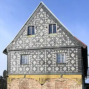 Maison traditionnelle à Mikulášovice.