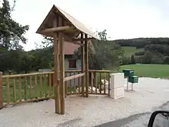 Mobilier urbain au hameau des Prés.