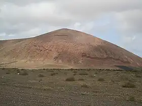Vue de la Montaña Timbaiba depuis le village de Tiagua.