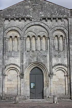 Image illustrative de l’article Église Saint-Sulpice de Montils