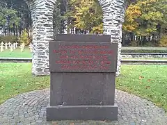 Monument Cimetière militaire de Maissin.