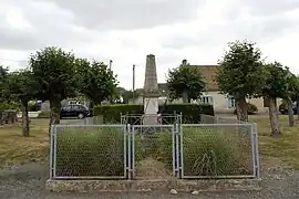 Le monument aux morts.